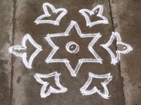 7 pulli kolam|7 to 4 rangoli.